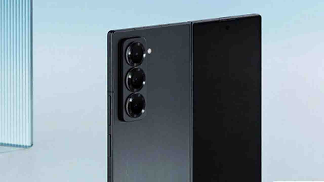 Samsung Galaxy Z Fold 7, Flip 7 और Watch 8 सेफ्टी टेस्ट में हुए पास, नया पावर बैंक भी आया सामने